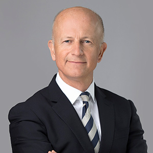 Russell Büsst